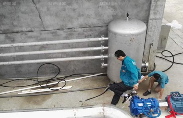 印染廠印染污泥泵安裝現(xiàn)場.jpg